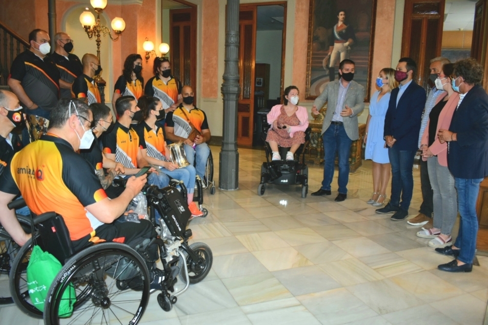 El presidente de la institución provincial se dirige a los miembros del Amiab.