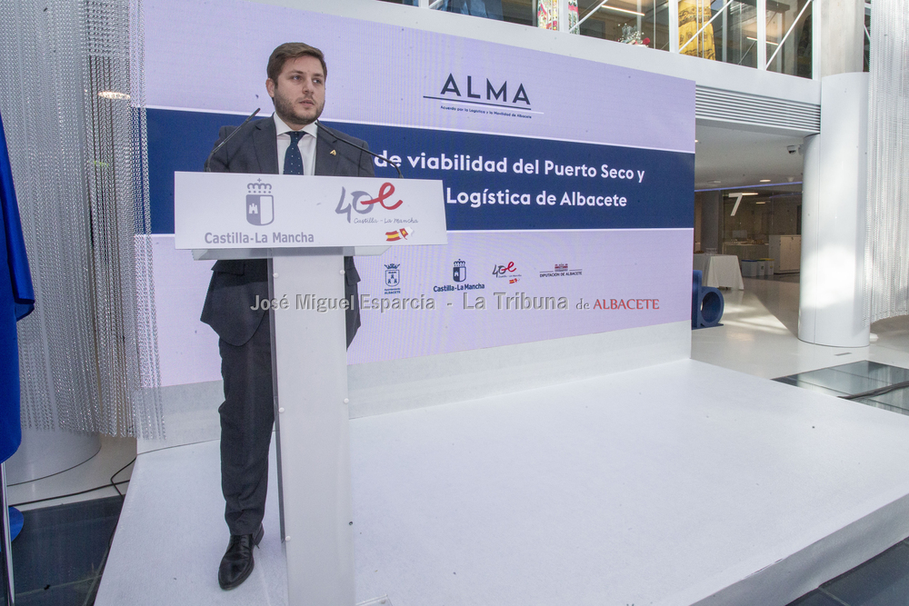 Presentación del puerto seco y plataforma logística  / JOSÉ MIGUEL ESPARCIA