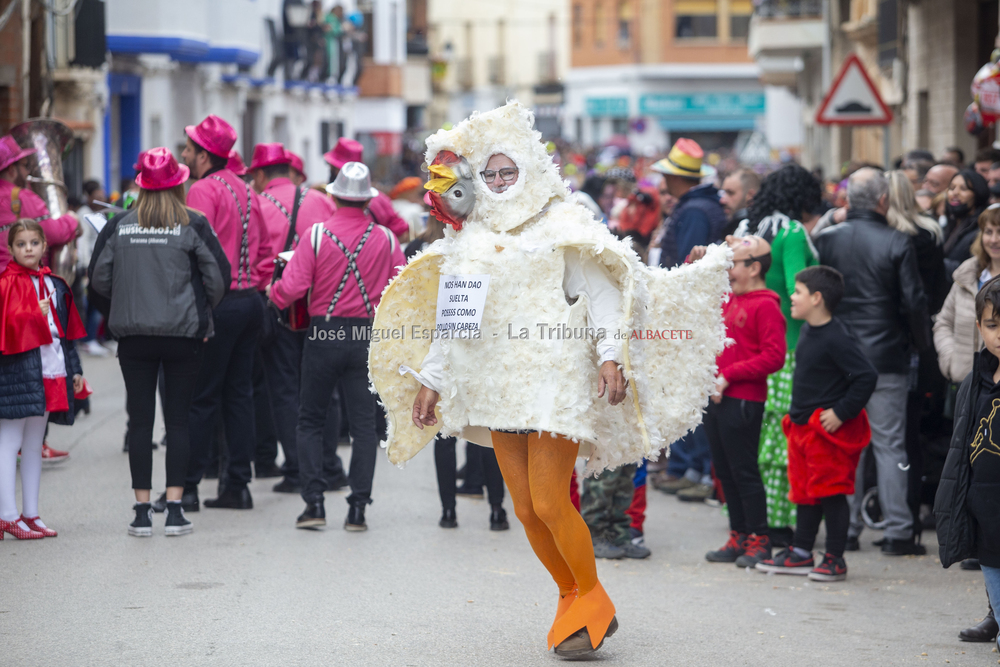 Un momento del desfile  / JOSÉ MIGUEL ESPARCIA