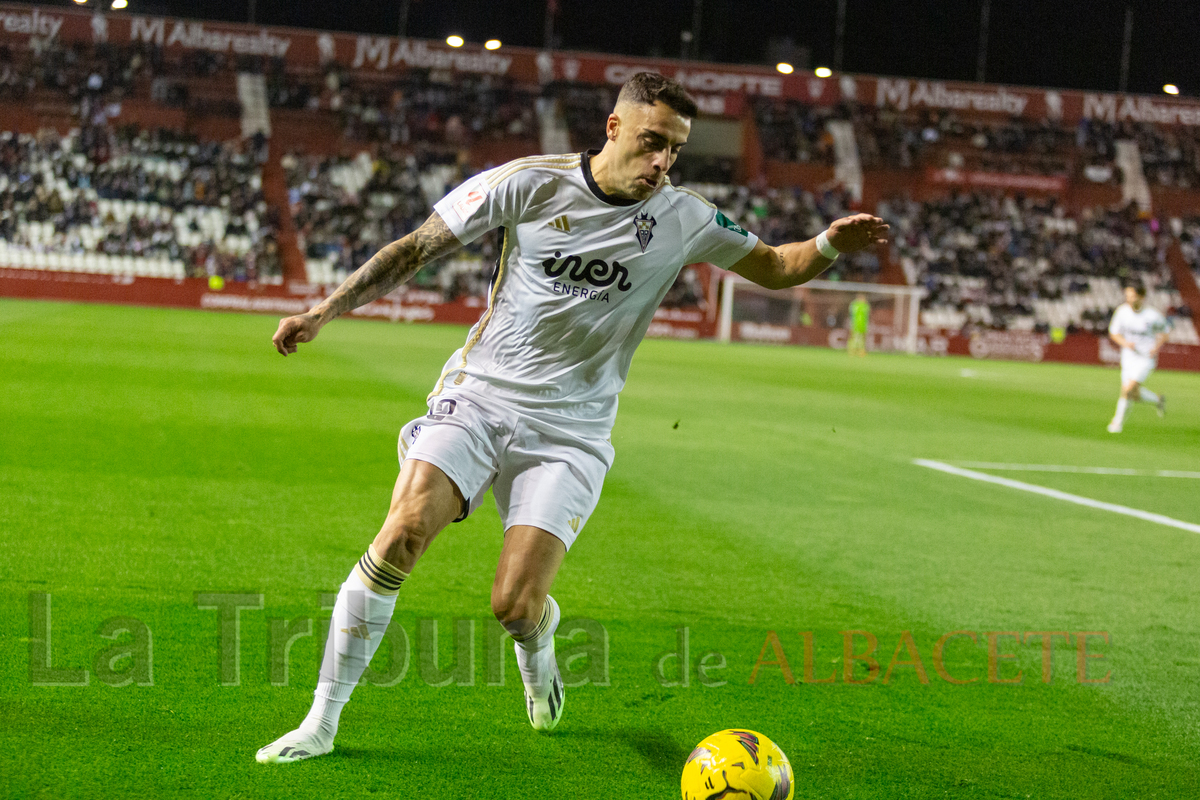 VÍCTOR FERNÁNDEZ