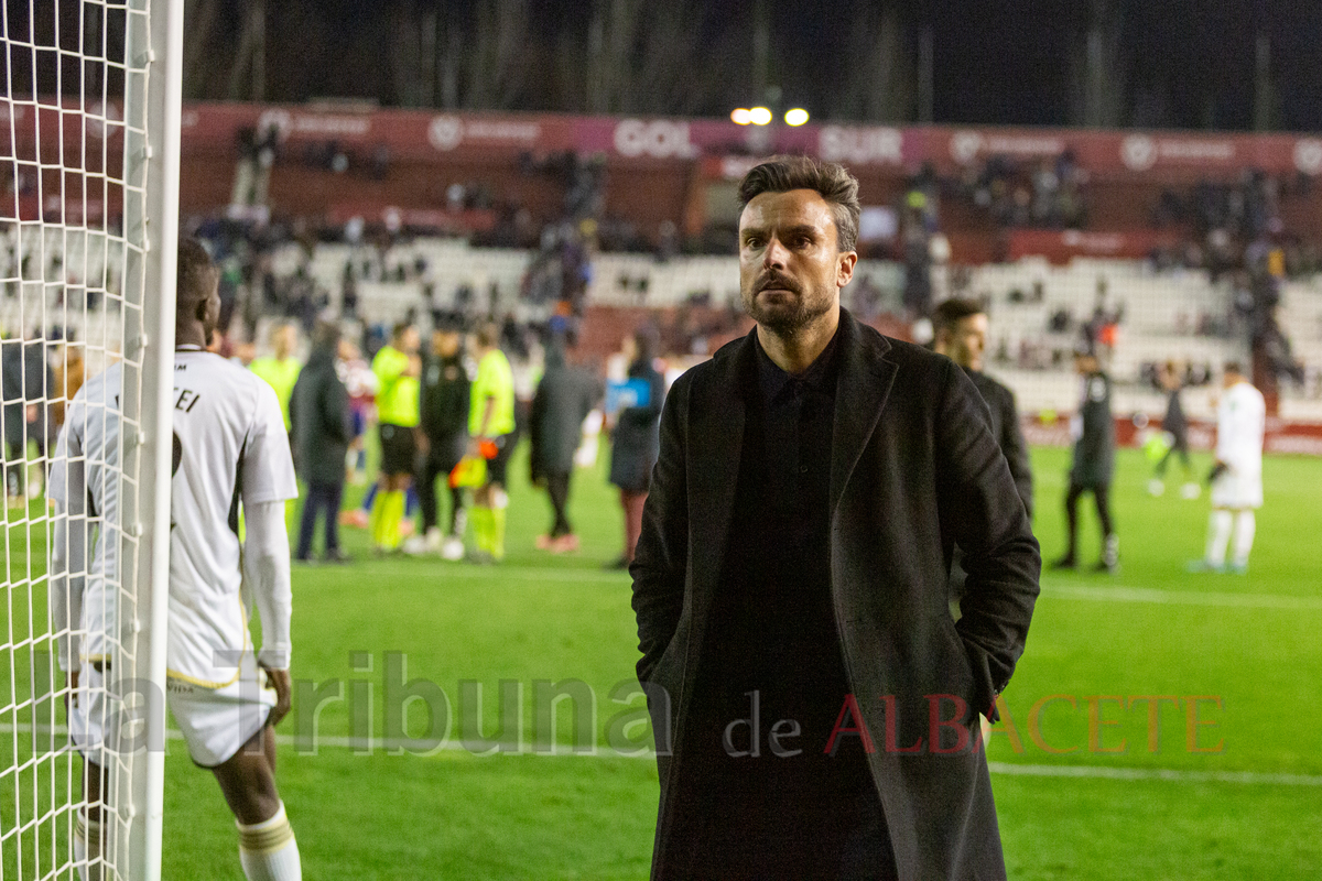 VÍCTOR FERNÁNDEZ