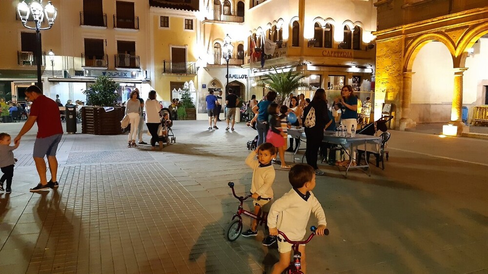 SPV pregunta dónde están las farolas de la plaza de Villarrobl