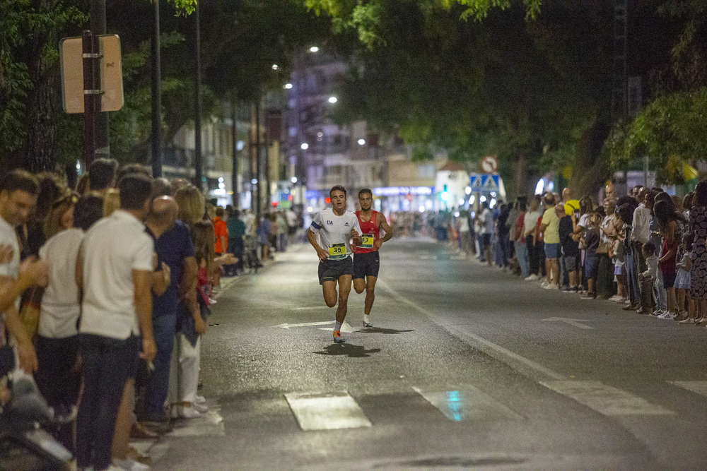 Un momento del 10K Nocturno  / JOSÉ MIGUEL ESPARCIA