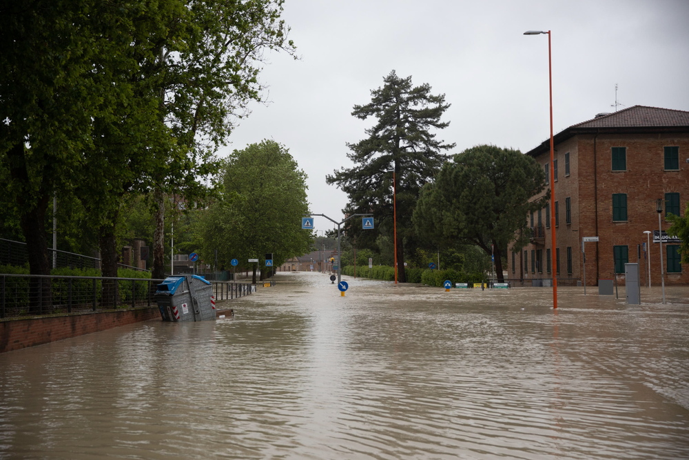 Savio's river overflows causing floods  / EFE