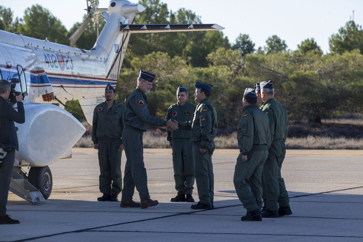 El Rey está ya en la Base Aérea de Albacete  / JOSÉ MIGUEL ESPARCIA