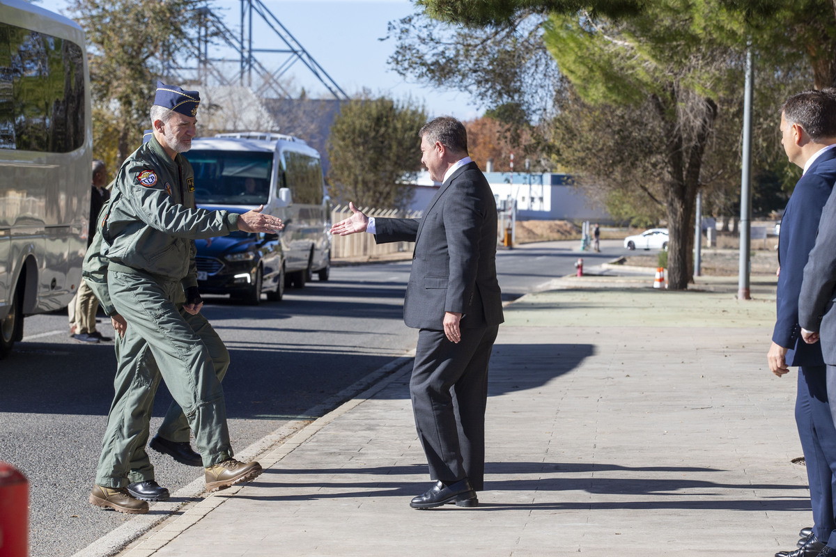 El Rey está ya en la Base Aérea de Albacete  / JOSÉ MIGUEL ESPARCIA