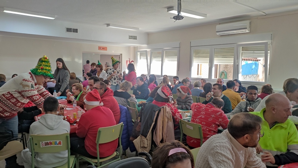 El chocolate de Asprona en Villarrobledo alegra la Navidad