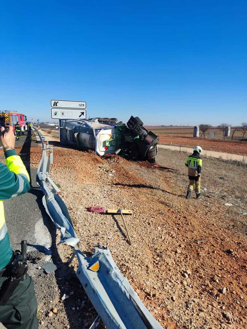 Colisión múltiple y un fallecido en la A-43 por Villarrobledo 