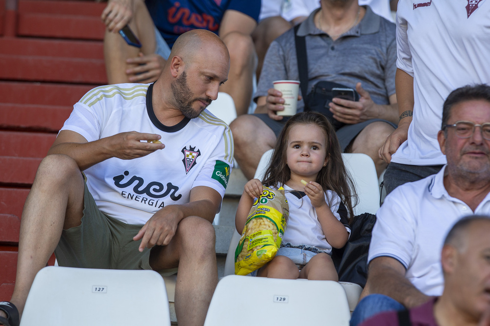 Un momento del partido disputado en el Carlos Belmonte  / JOSÉ MIGUEL ESPARCIA