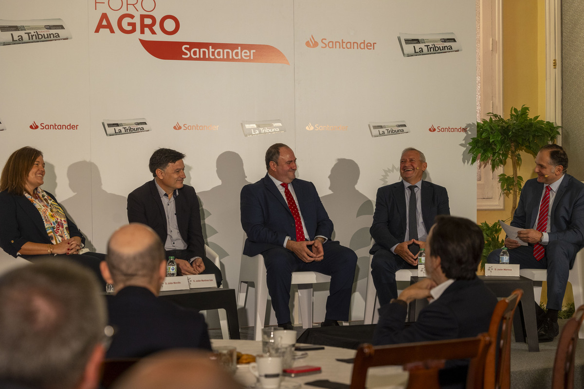 Éxito de participación en el Foro Agro Santander y La Tribuna  / JOSÉ MIGUEL ESPARCIA