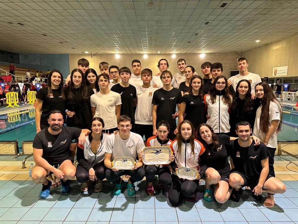 El Club Natación Albacete llevó 31 nadadores al regional de invierno.