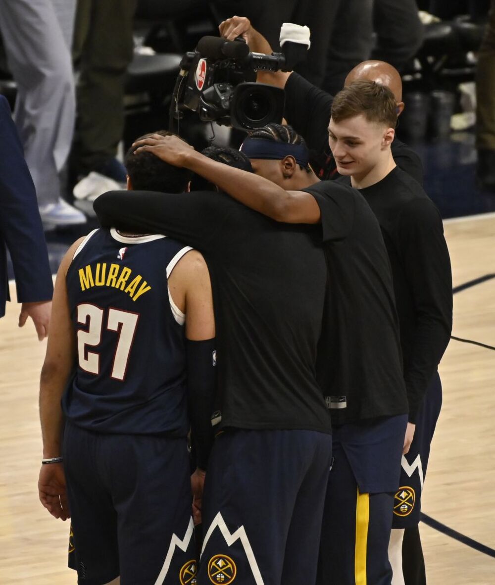 NBA Western Conference Finals - Los Angeles Lakers at Denver Nuggets  / BOB PEARSON