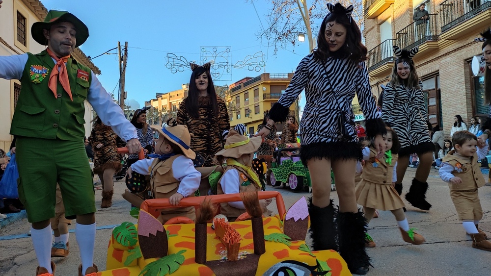 Efusión de alegría en el Gran Desfile Infantil del Carnaval