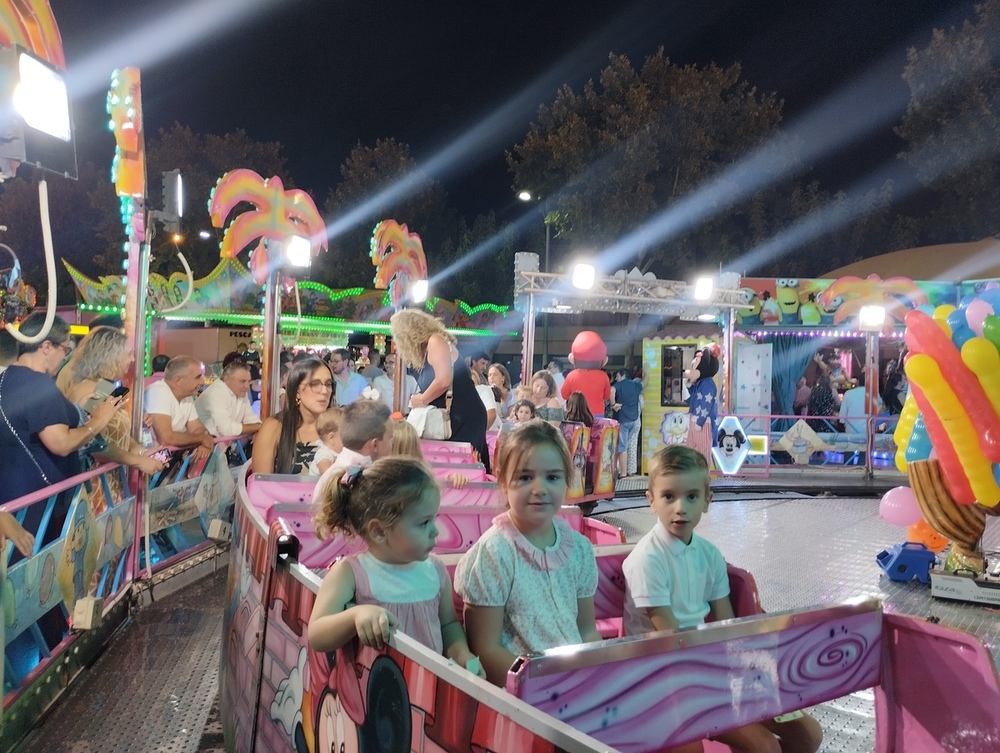 Cierran la Feria con precio reducido en las atracciones 