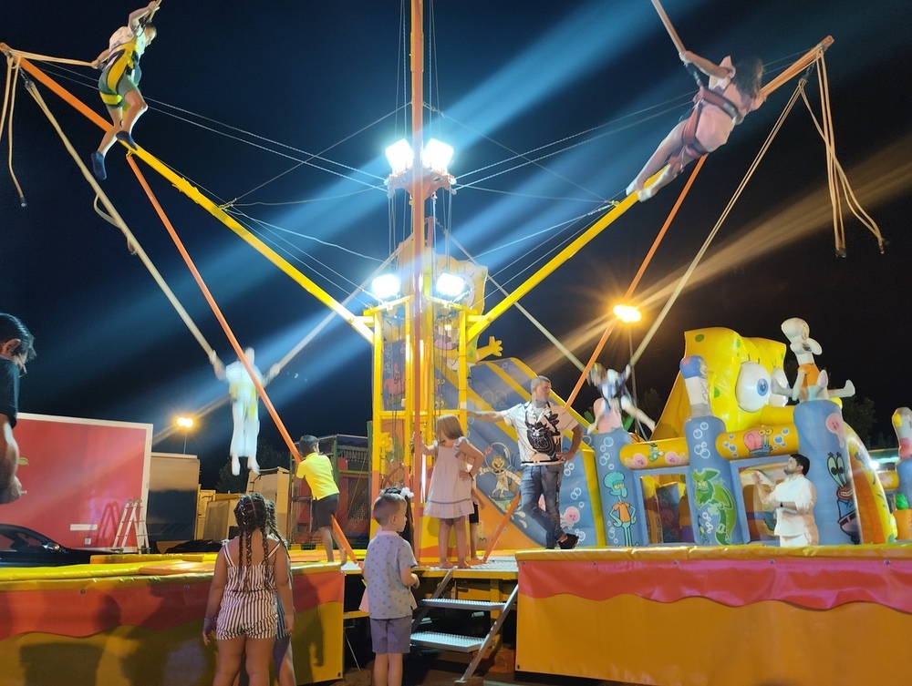 Cierran la Feria con precio reducido en las atracciones 