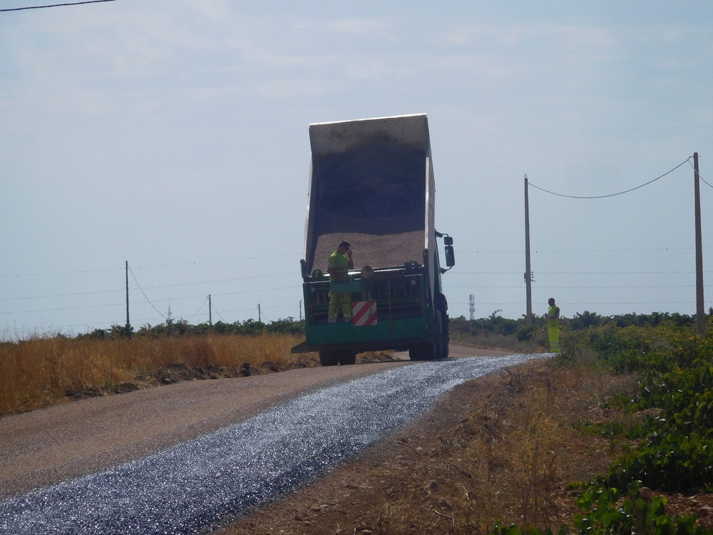 El Ayuntamiento privatizará el mantenimiento de los caminos