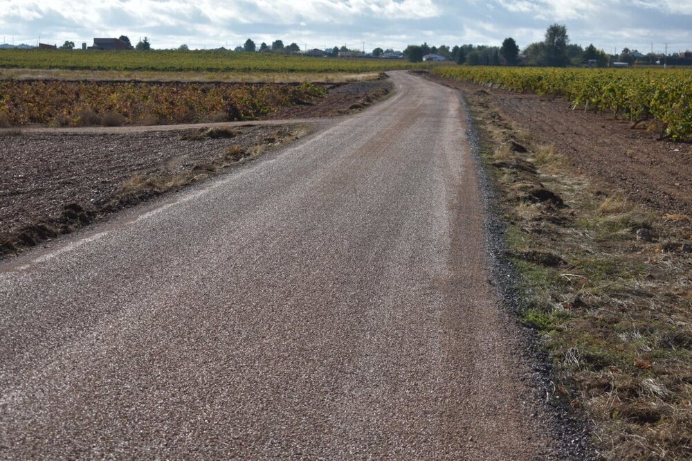 El Ayuntamiento privatizará el mantenimiento de los caminos