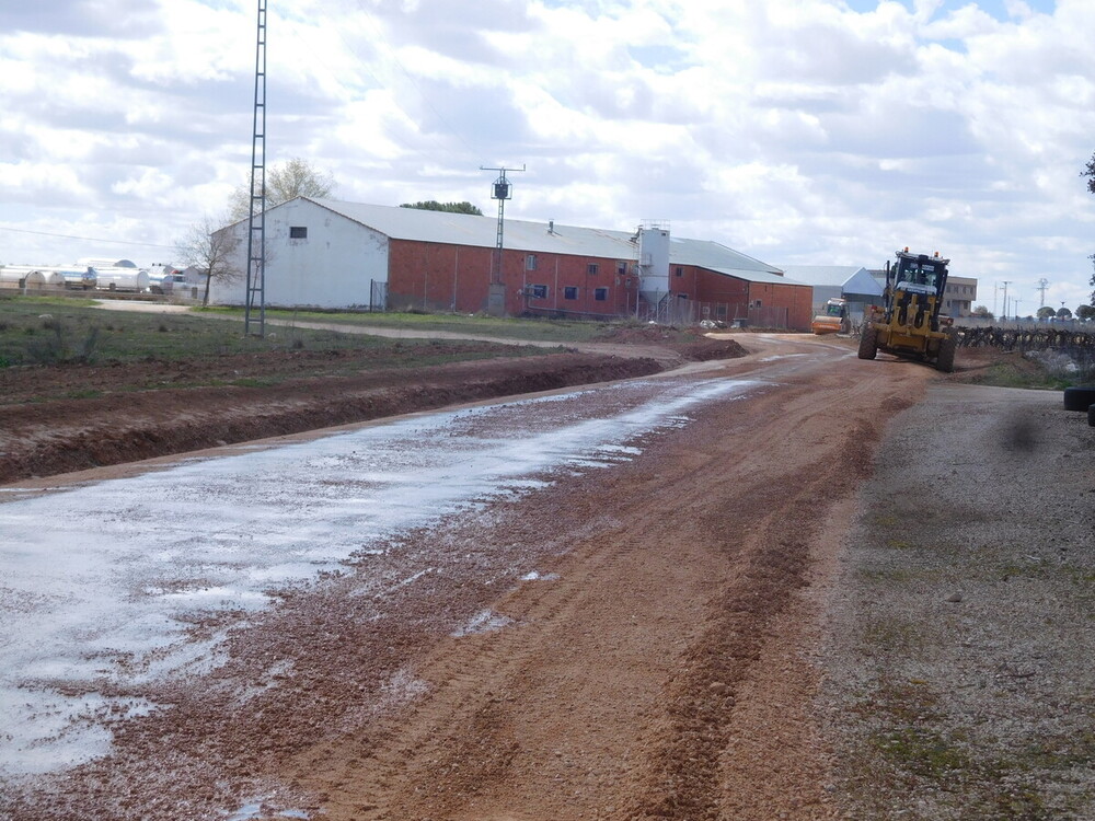 El Ayuntamiento privatizará el mantenimiento de los caminos