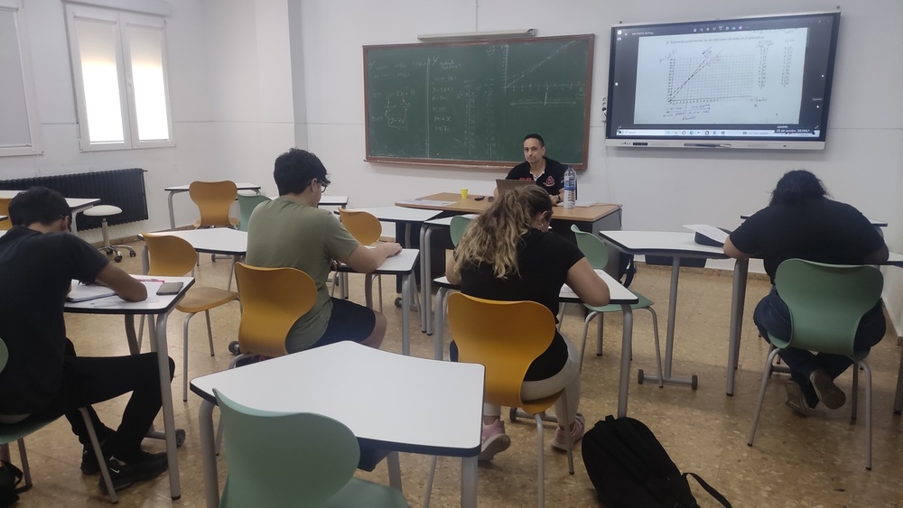 El CEPA oferta un curso de Competencias Clave Nivel II 