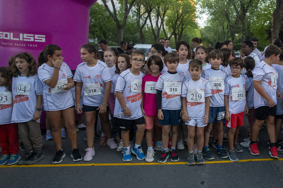 Amiab reivindica la inclusión en su Carrera Nocturna  / JOSÉ MIGUEL ESPARCIA