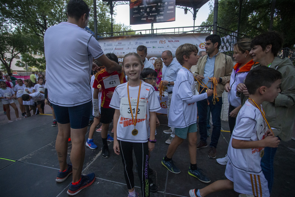 Amiab reivindica la inclusión en su Carrera Nocturna  / JOSÉ MIGUEL ESPARCIA