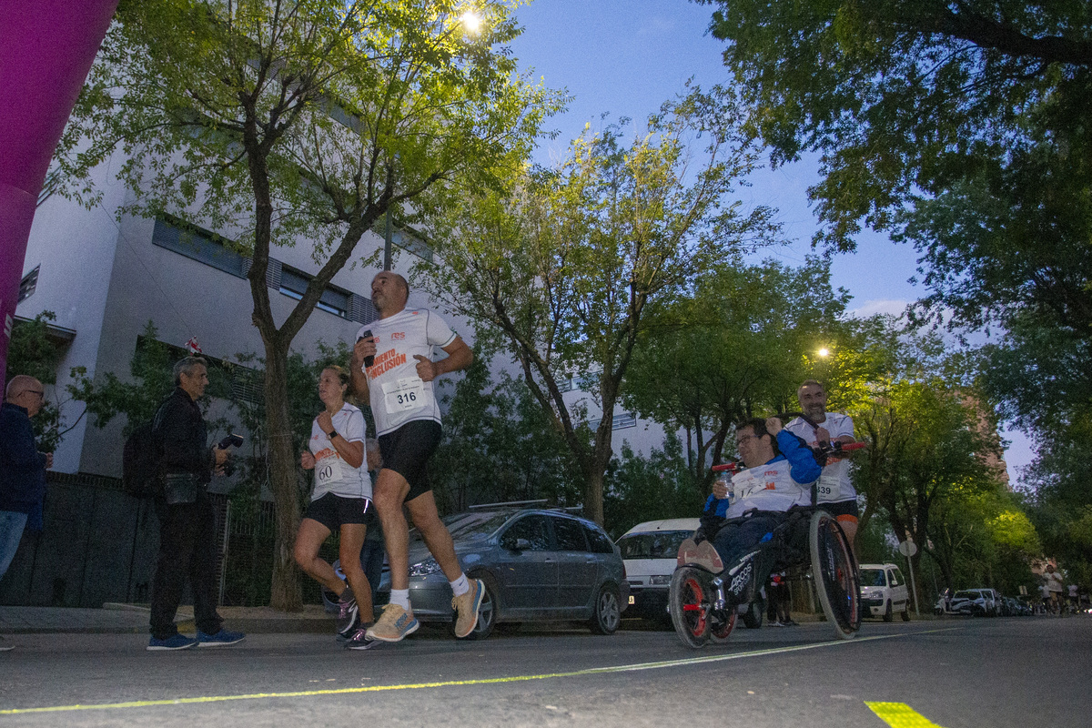 Amiab reivindica la inclusión en su Carrera Nocturna  / JOSÉ MIGUEL ESPARCIA