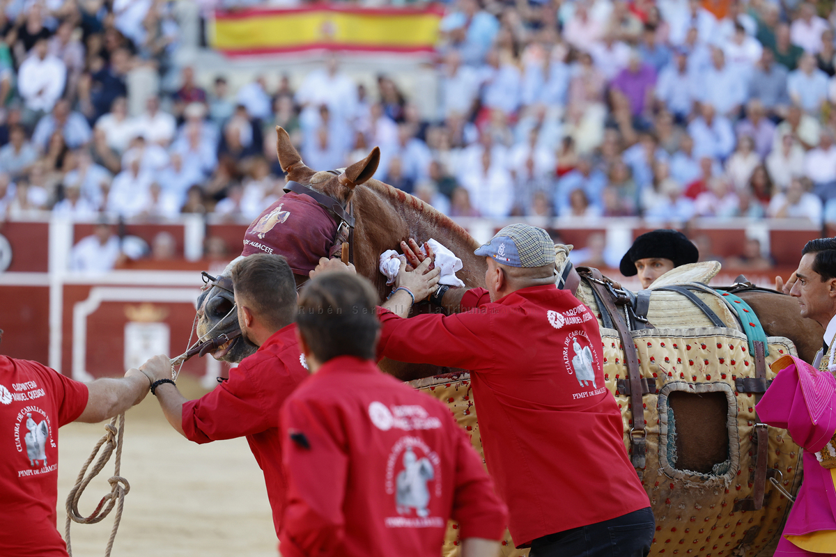 RUBÉN SERRALLÉ