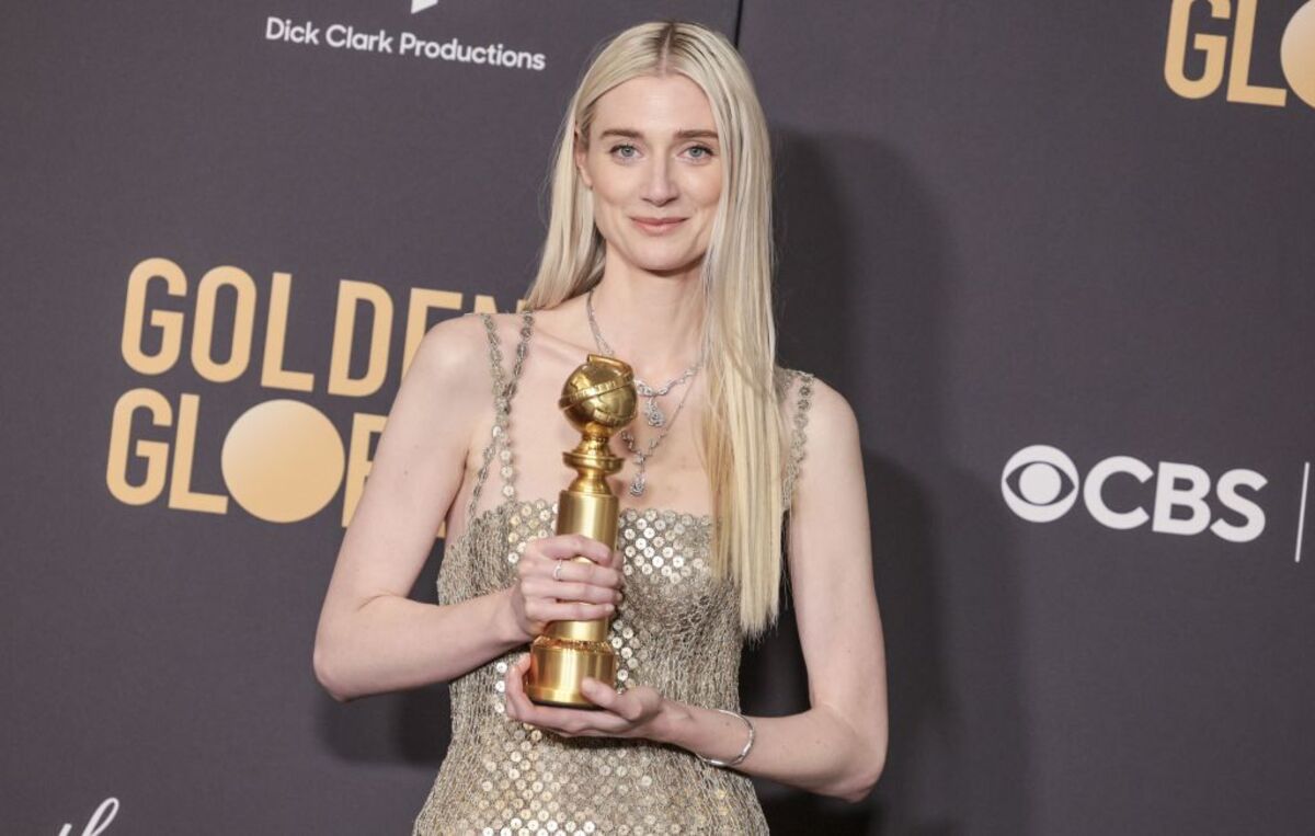 81st Golden Globe Awards - Press Room  / ALLISON DINNER