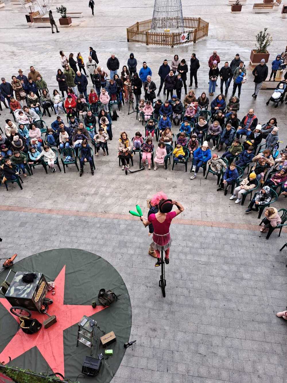 Circo en la Plaza Vieja para los niños de Villarrobledo