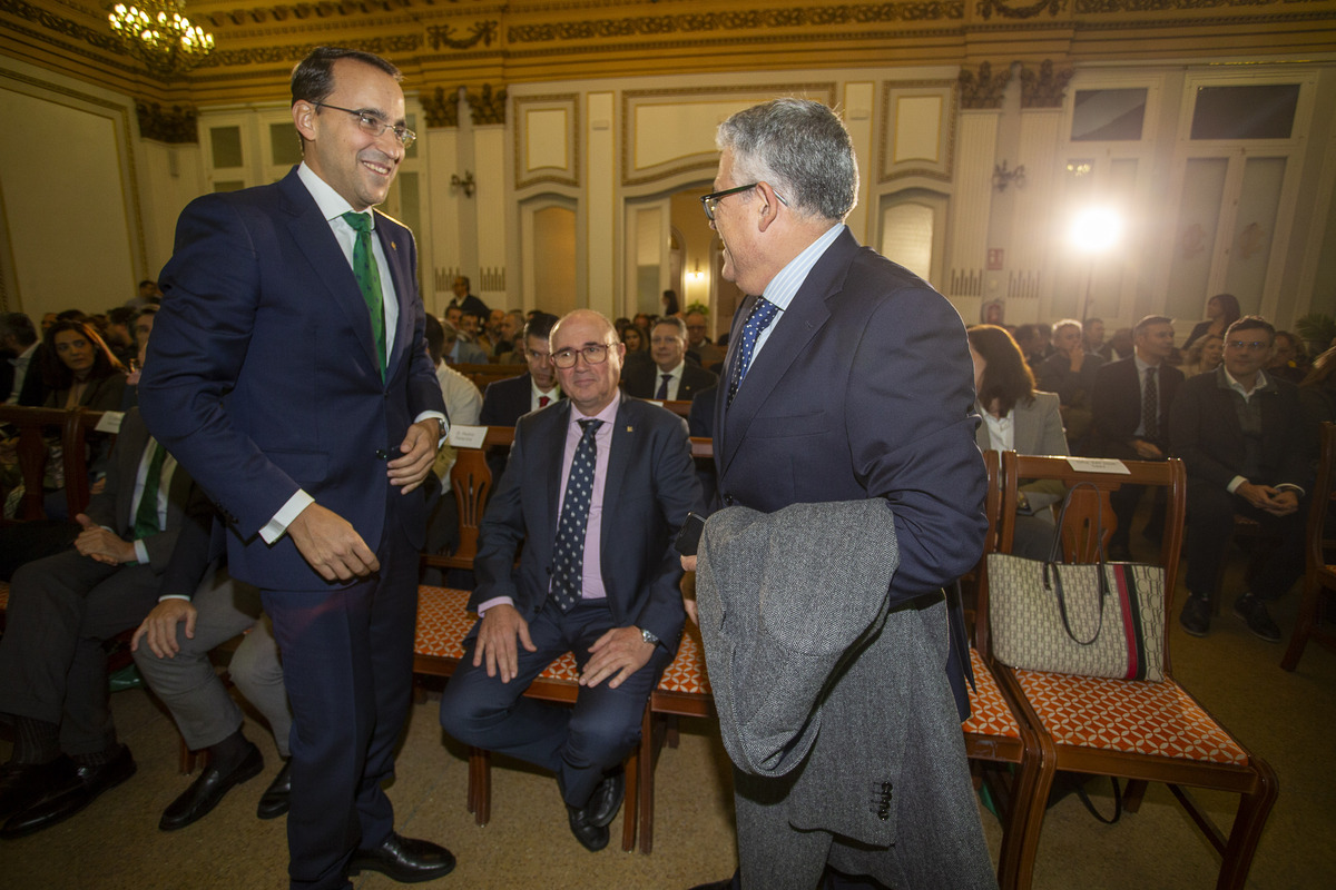 VIII Foro de empresas 2024 Exporta tu valor de Globalcaja y La Tribuna  / JOSÉ MIGUEL ESPARCIA