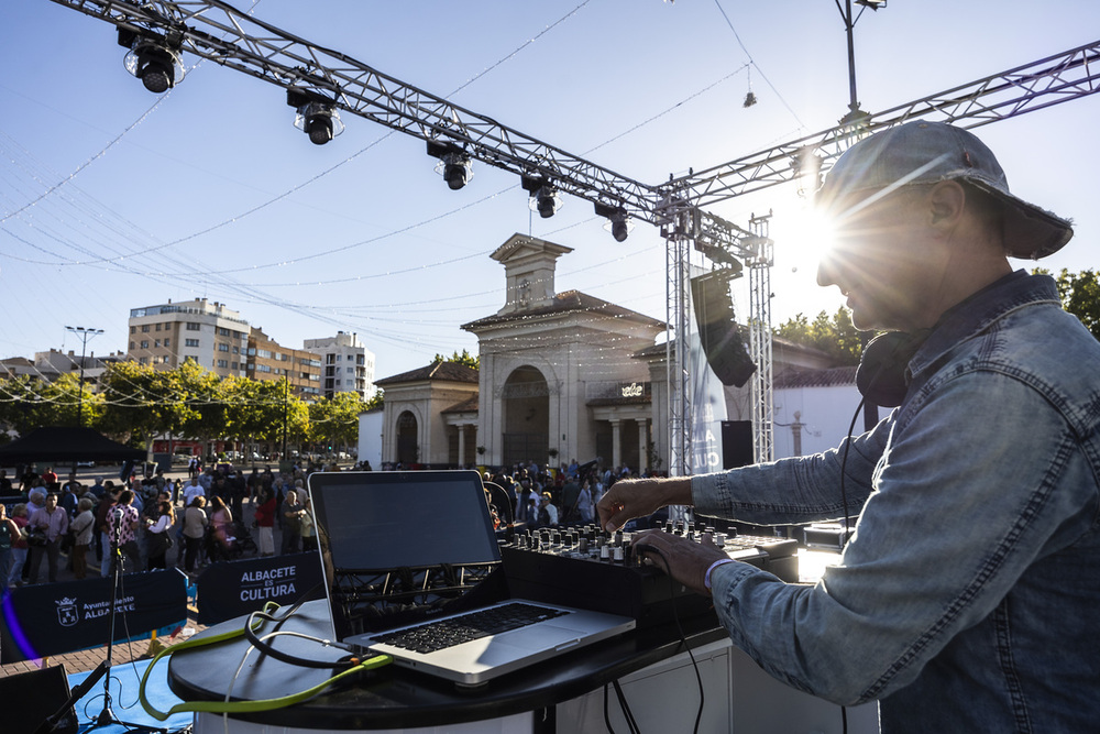 La Puerta de Hierros recibe un homenaje con el mejor pop rock