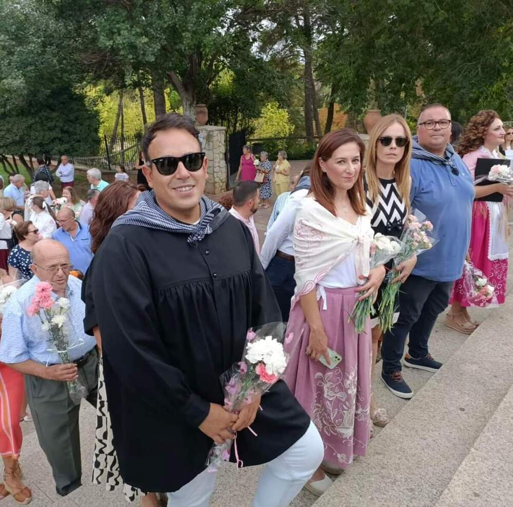 Manifestación de fervor a la Virgen en el Dulce Nombre 