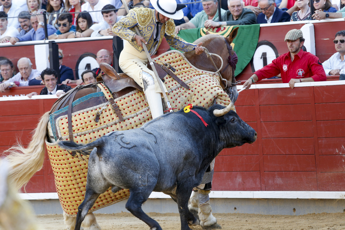 Un momento del festejo  / JOSÉ MIGUEL ESPARCIA