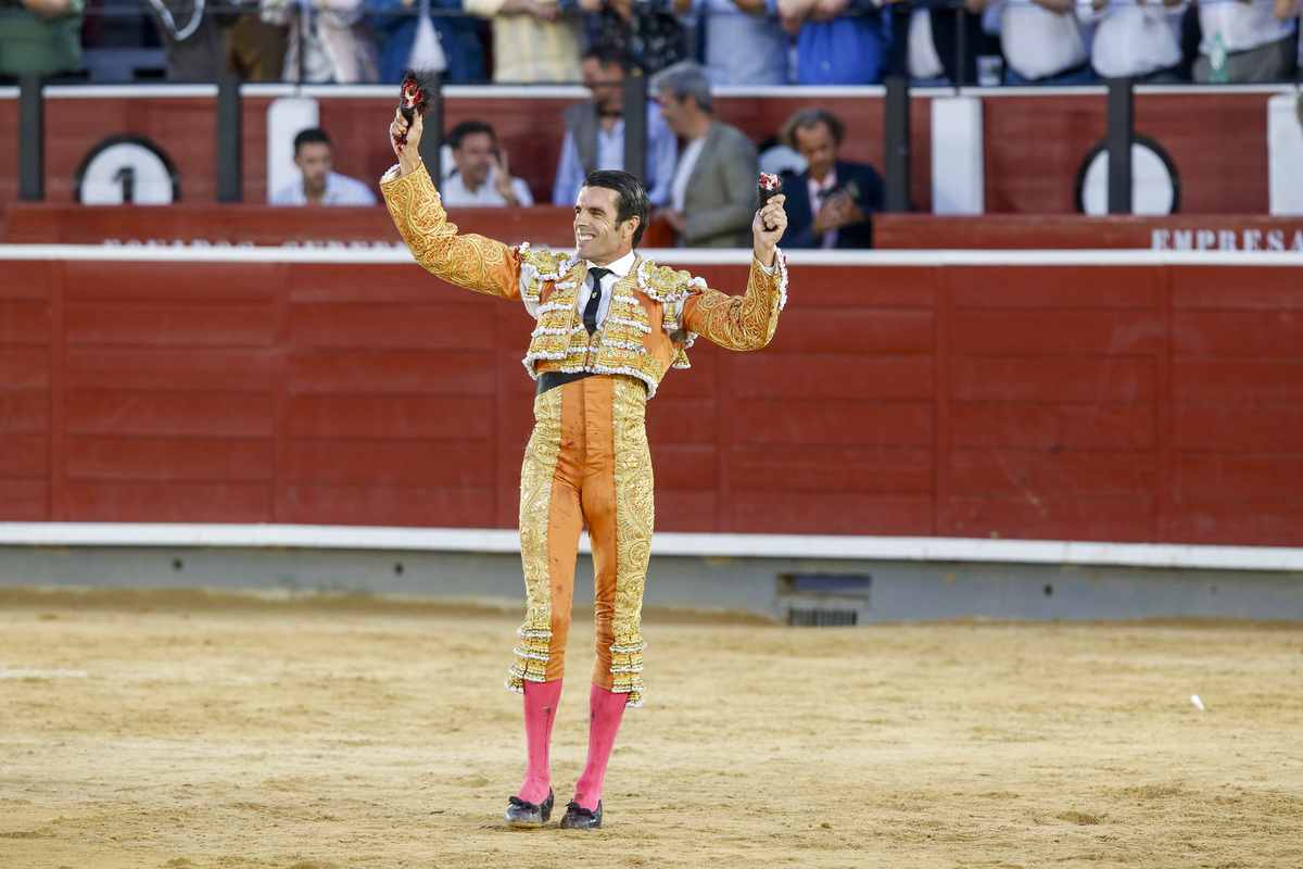 Un momento del festejo  / JOSÉ MIGUEL ESPARCIA