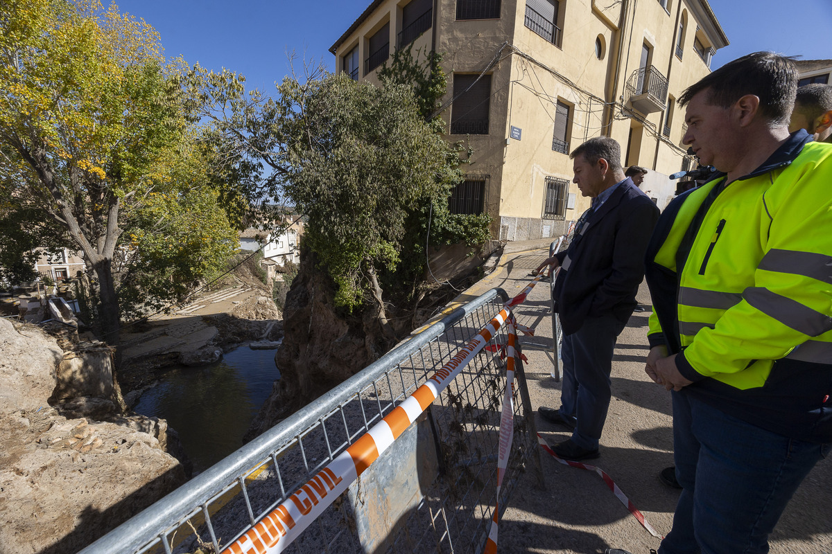 Continúa la búsqueda de los cinco desaparecidos en Letur  / JOSÉ MIGUEL ESPARCIA