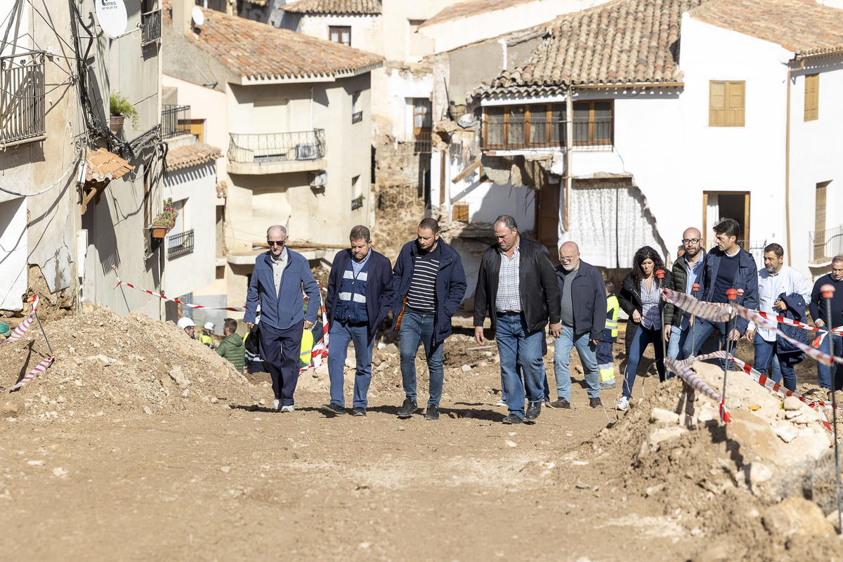 Continúa la búsqueda de los cinco desaparecidos en Letur  / JOSÉ MIGUEL ESPARCIA