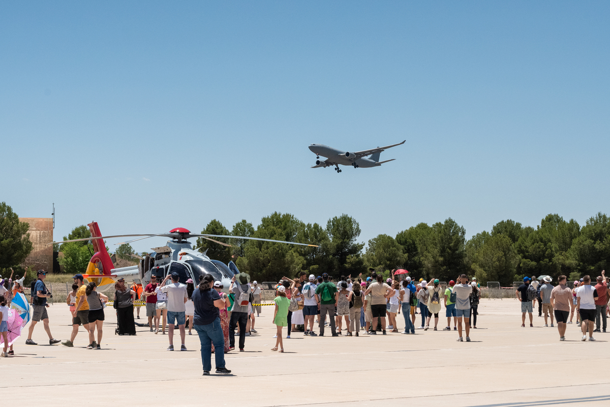 Jornada de Puertas Abiertas en la Base Aérea.  / VÍCTOR FERNÁNDEZ