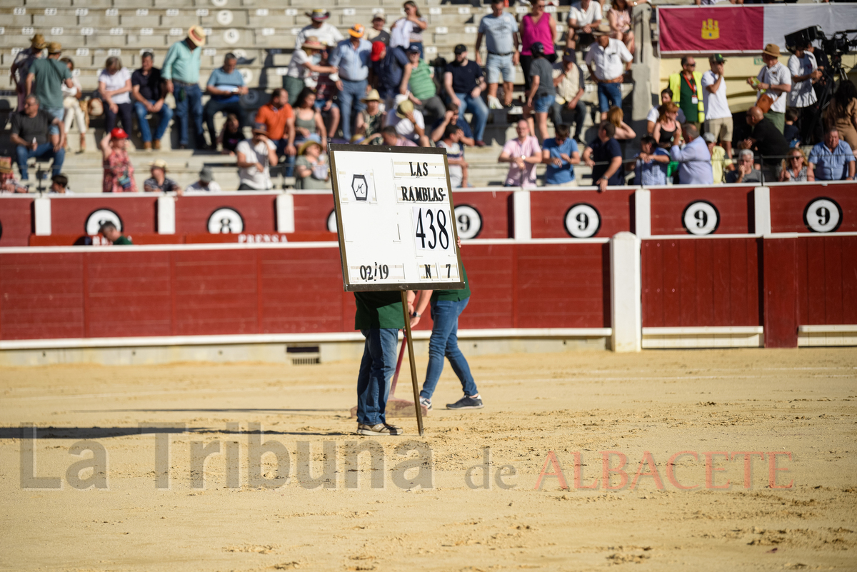 Corrida de Asprona.  / VÍCTOR FERNÁNDEZ