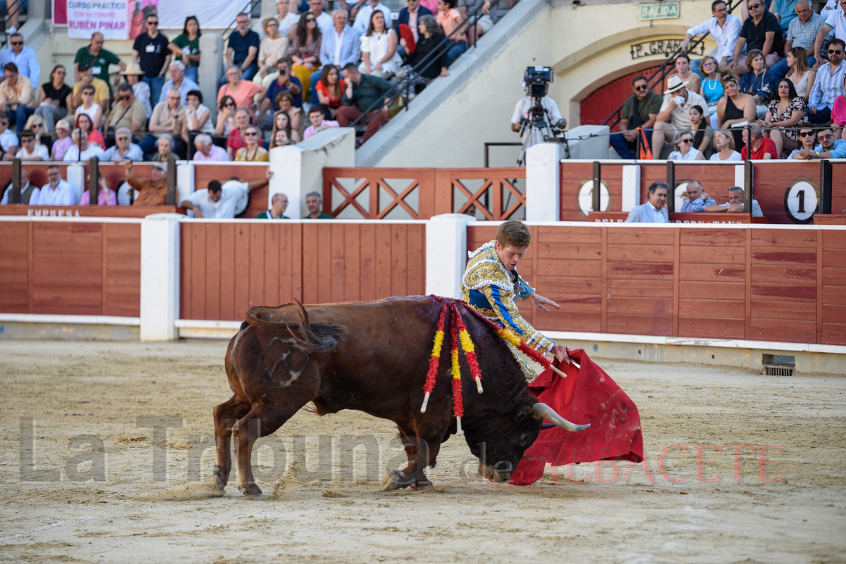 Corrida de Asprona.  / VÍCTOR FERNÁNDEZ