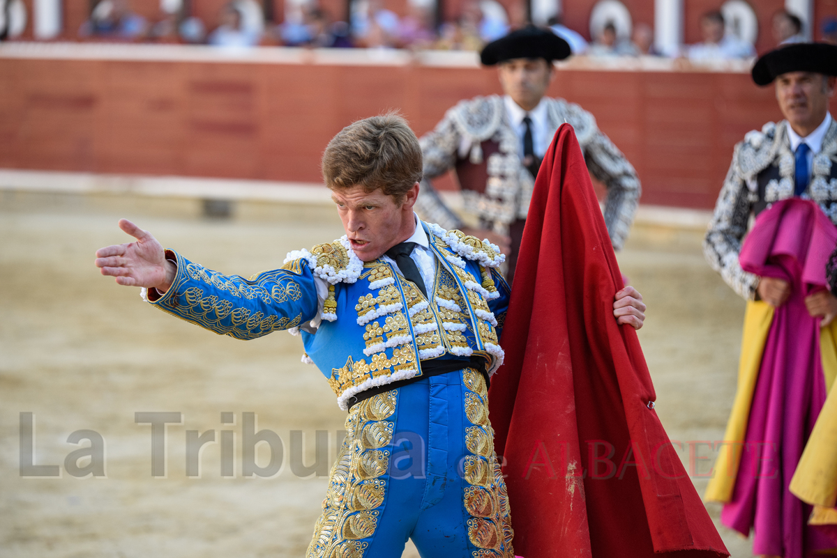 Corrida de Asprona.  / VÍCTOR FERNÁNDEZ