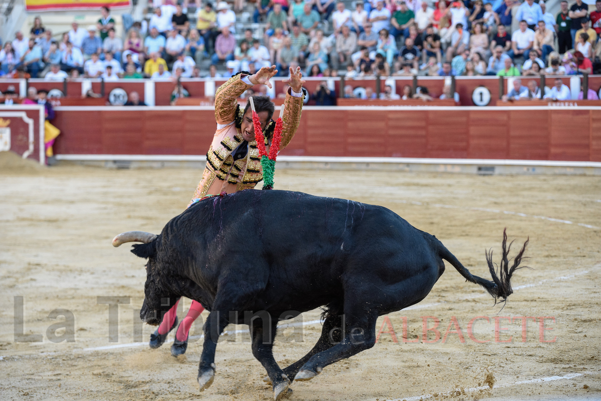 Corrida de Asprona.  / VÍCTOR FERNÁNDEZ