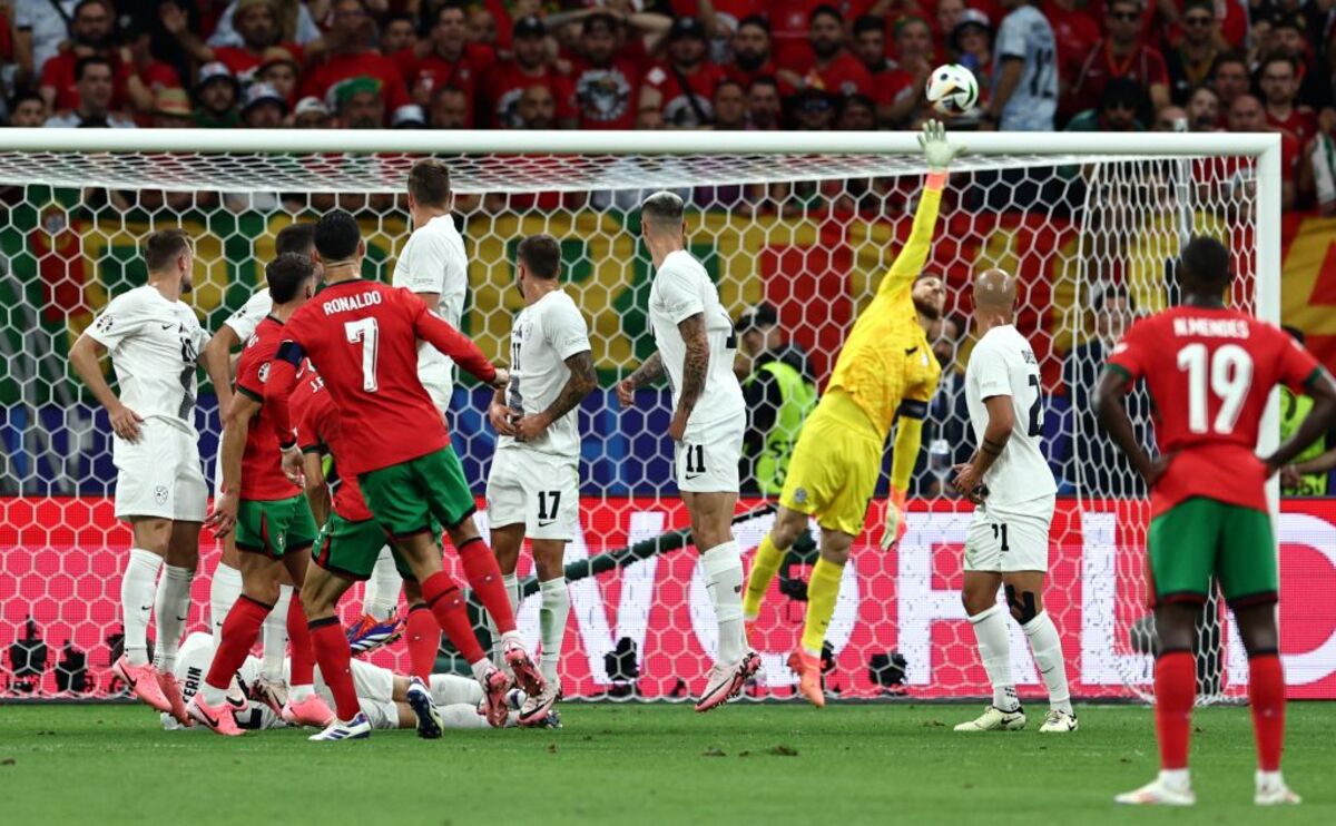 UEFA EURO 2024 - Round of 16 - Portugal vs Slovenia  / ANNA SZILAGYI