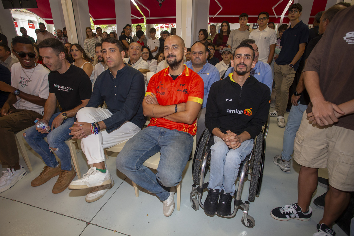 La Feria de Albacete se tiñe de color olímpico  / JOSÉ MIGUEL ESPARCIA