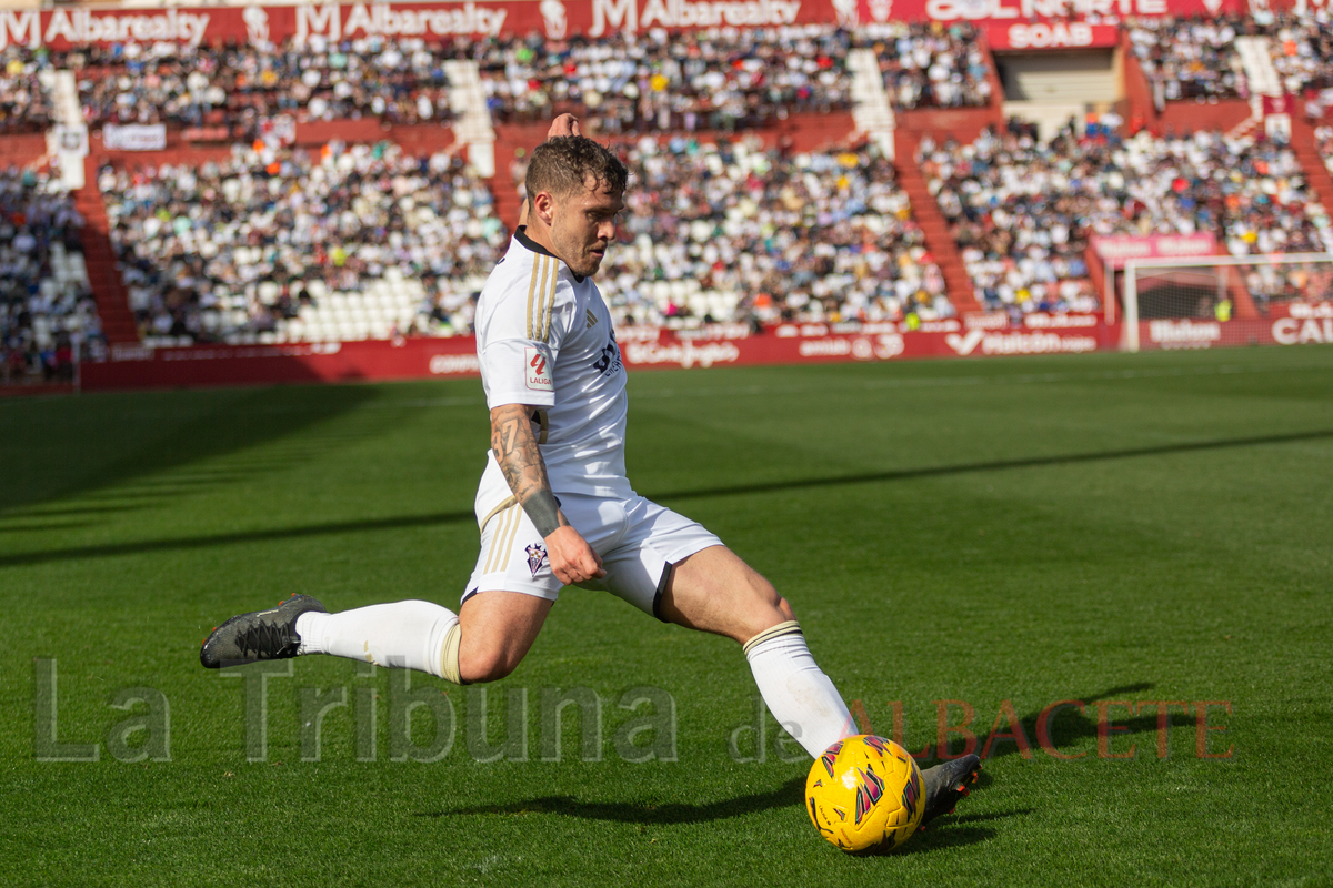 VÍCTOR FERNÁNDEZ