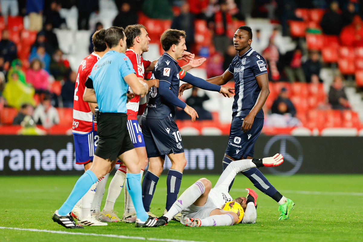 Granada CF v Real Sociedad - La Liga EA Sports  / AFP7 VÍA EUROPA PRESS