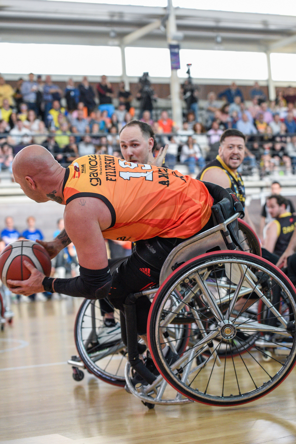 El Amiab pasa a la final con solvencia (81-56)