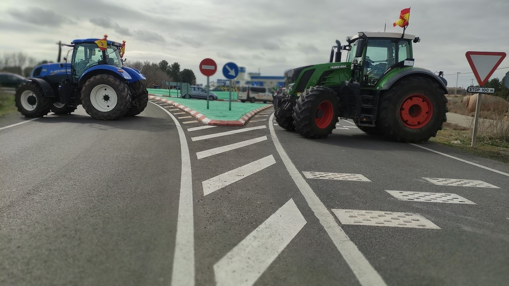 El PP apoya a los agricultores del mayor viñedo del mundo  