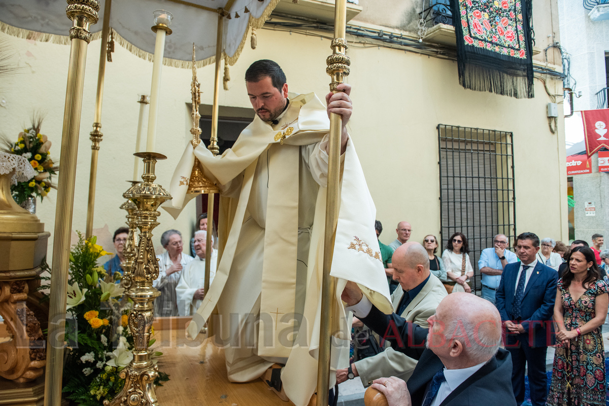 VÍCTOR FERNÁNDEZ