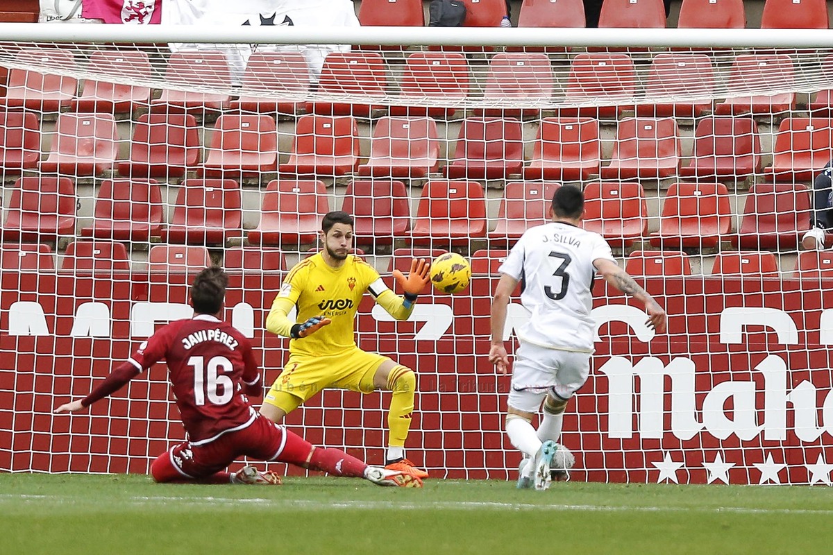 Albacete 0-1 Alcorcón  / RUBÉN SERRALLÉ