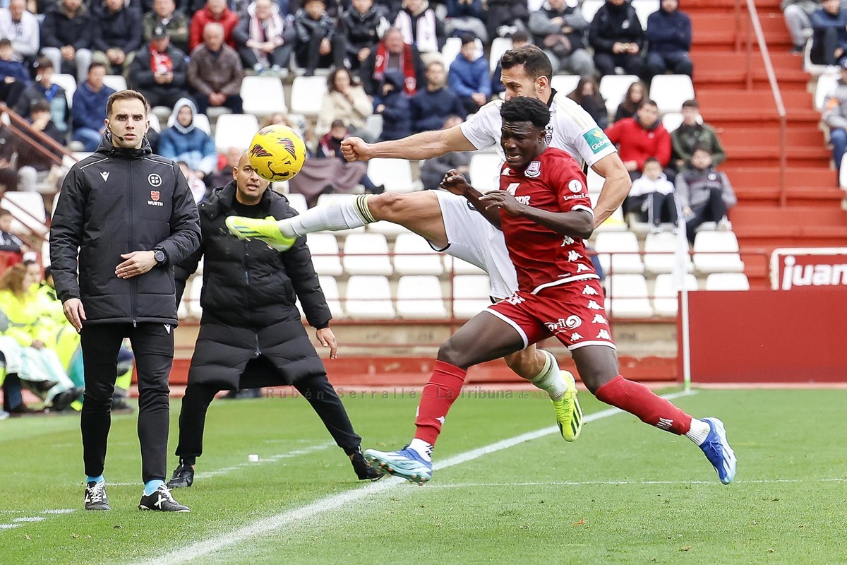 Albacete 0-1 Alcorcón  / RUBÉN SERRALLÉ